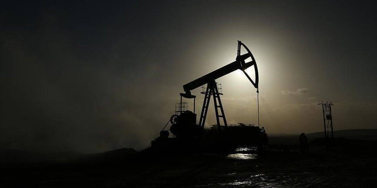 Kazakistan'da stok nedeniyle petrol üretimi durabilir