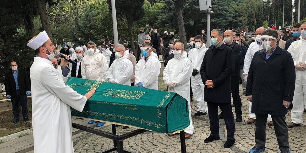 İlahiyatçı-yazar Ömer Döngeloğlu son yolculuğuna uğurlandı