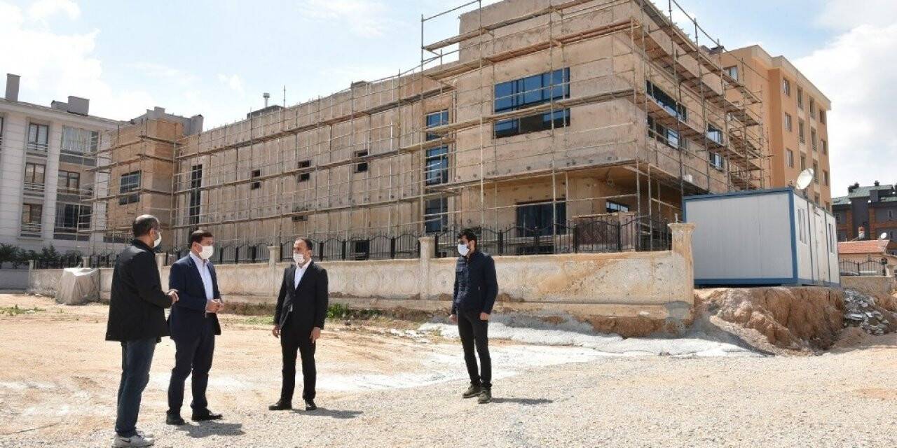 Konya Karatay'da yapılan iki yeni anaokulunda çalışmalar devam ediyor