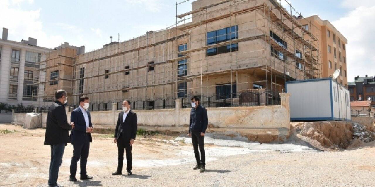 Karatay Belediye Başkanı Kılca okul inşaatlarını inceledi