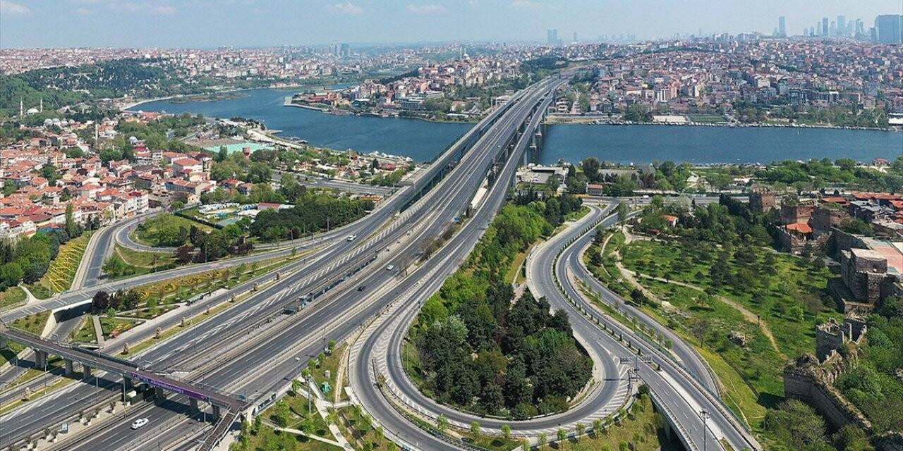 'İstanbul'daki her 5 kişiden 1'i  Kovid-19 kaynaklı sosyal ve ekonomik risk altında'
