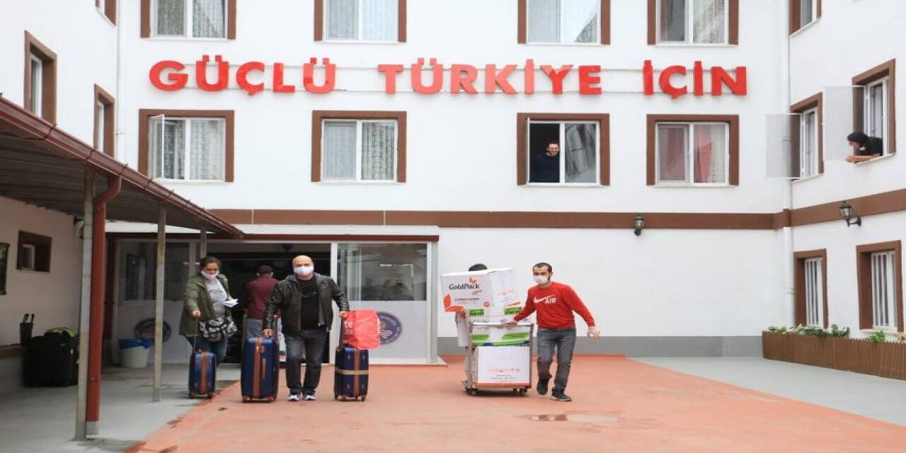Almanya'dan getirilen Türk vatandaşlarının Sinop'taki karantina süresi tamamlandı