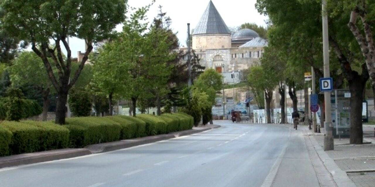 Yurt genelinde "Evde kal" çağrısına büyük oranda uyuluyor