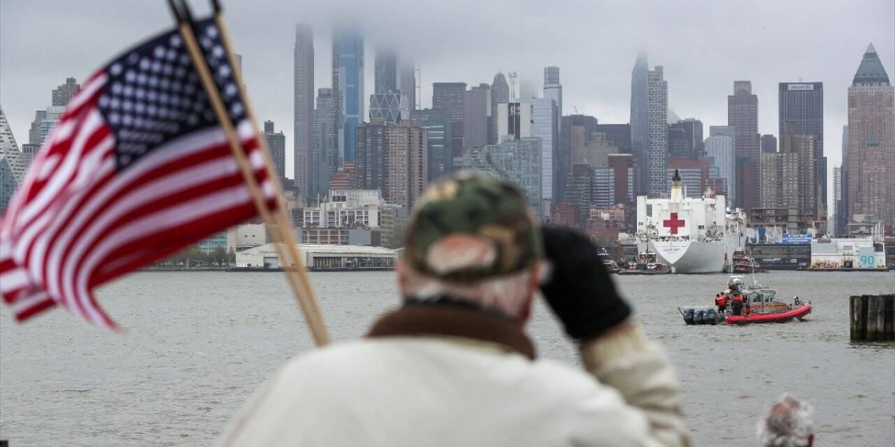 New York'taki bakımevlerinde kaydedilmemiş 1700 Kovid-19 kaynaklı ölüm belirlendi