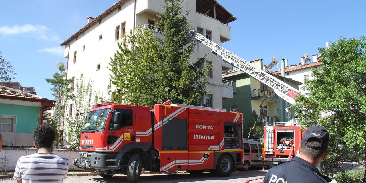 Beyşehir'de korkutan ev yangını