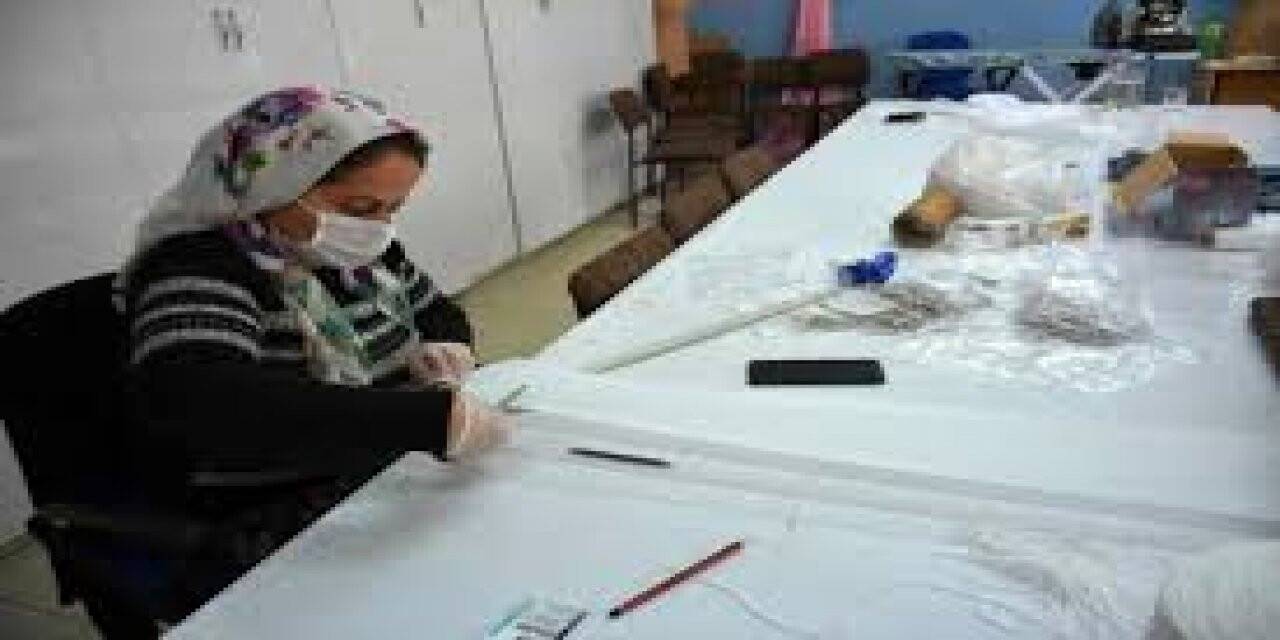 Mihalgazi'de maske üretimi devam ediyor