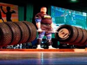 Dünyanın En Güçlü Adamı Rekor Kırdı