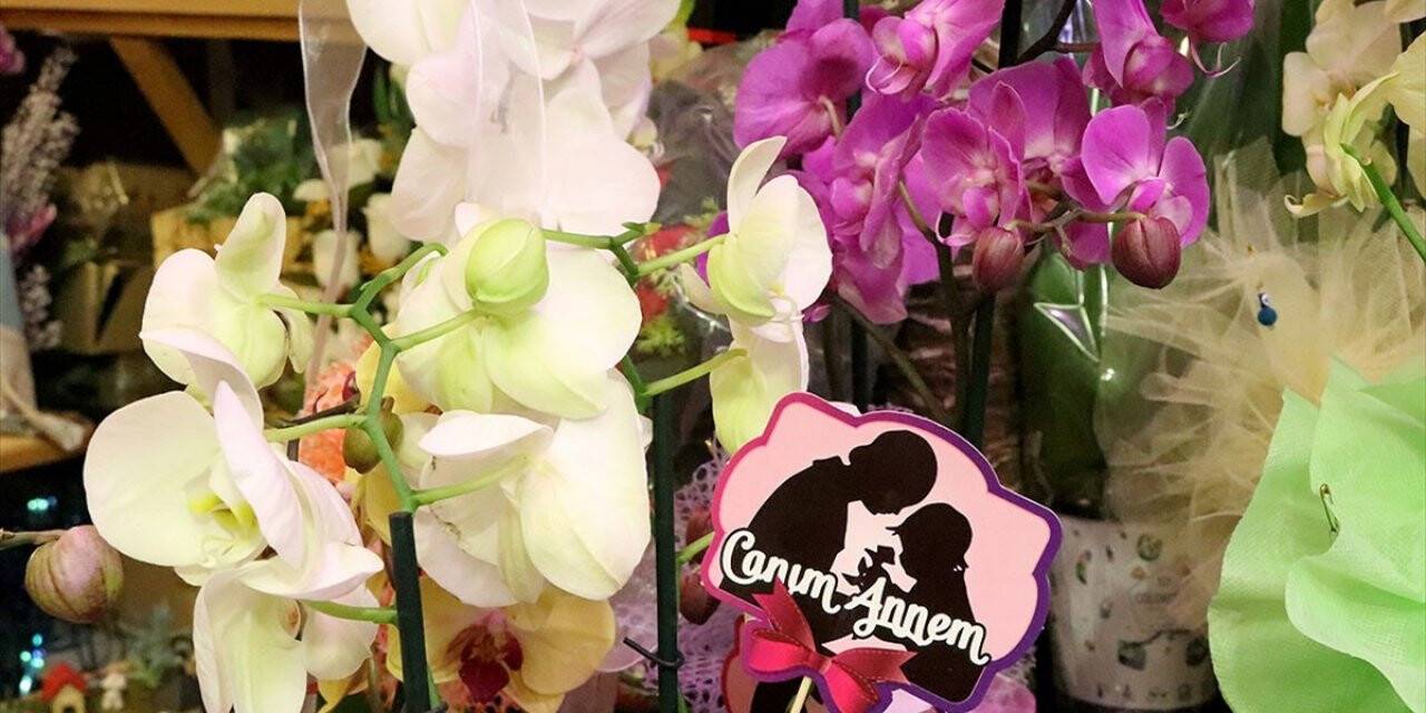 Anneler Günü esnafa 'can suyu' olacak