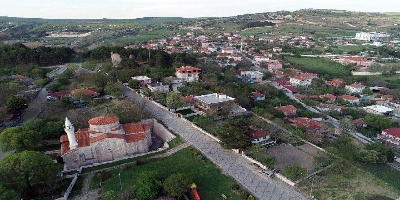 İstanbul'dan Şanlıurfa'ya "Kızılay" destekli doğum günü sürprizi