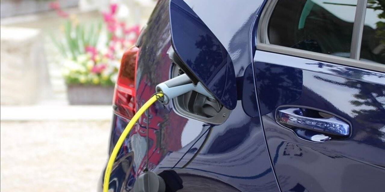 Elektrikli veya hibrit araçların sayısı katlanarak artıyor