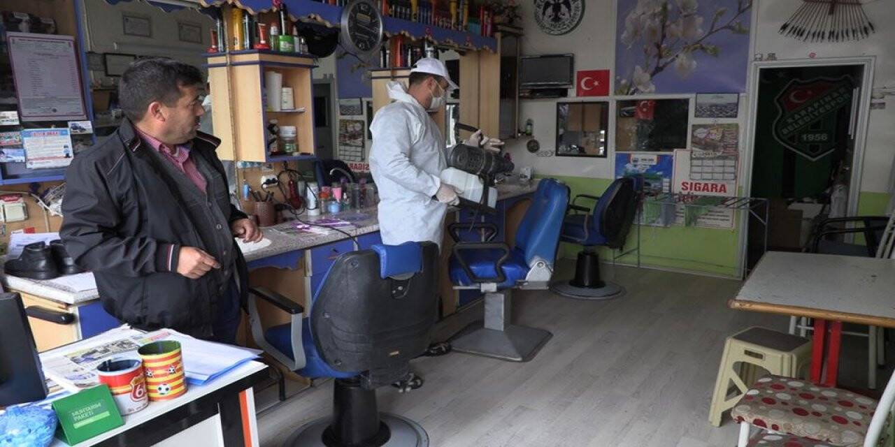 Karapınar'da kuaför salonları dezenfekte edildi