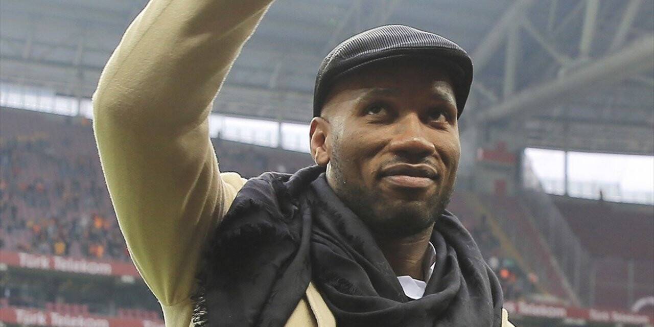 Drogba, Ligue 1'de son 20 yılın en iyi forveti seçildi