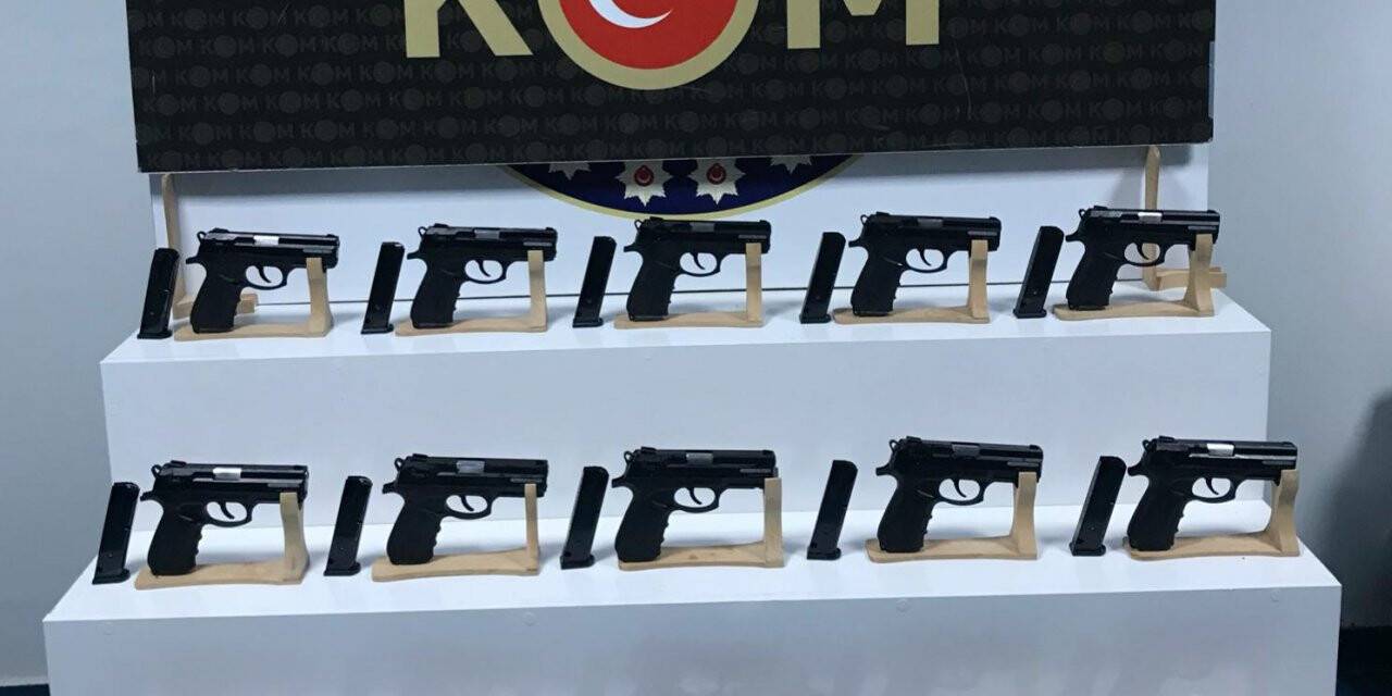 Adana'da silah kaçakçılığı operasyonu: 3 gözaltı
