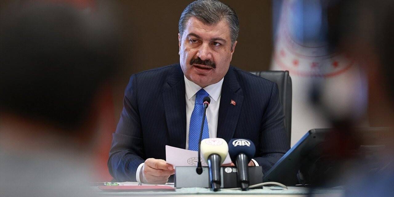 Sağlık Bakanı Koca: Tedbirlere uyarsak yeni vaka sayımız yakında günde 1000’den daha az olacak