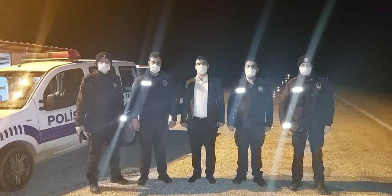 Derebucak Kaymakamı Doğan, kolluk kuvvetlerinin yol uygulamasını denetledi