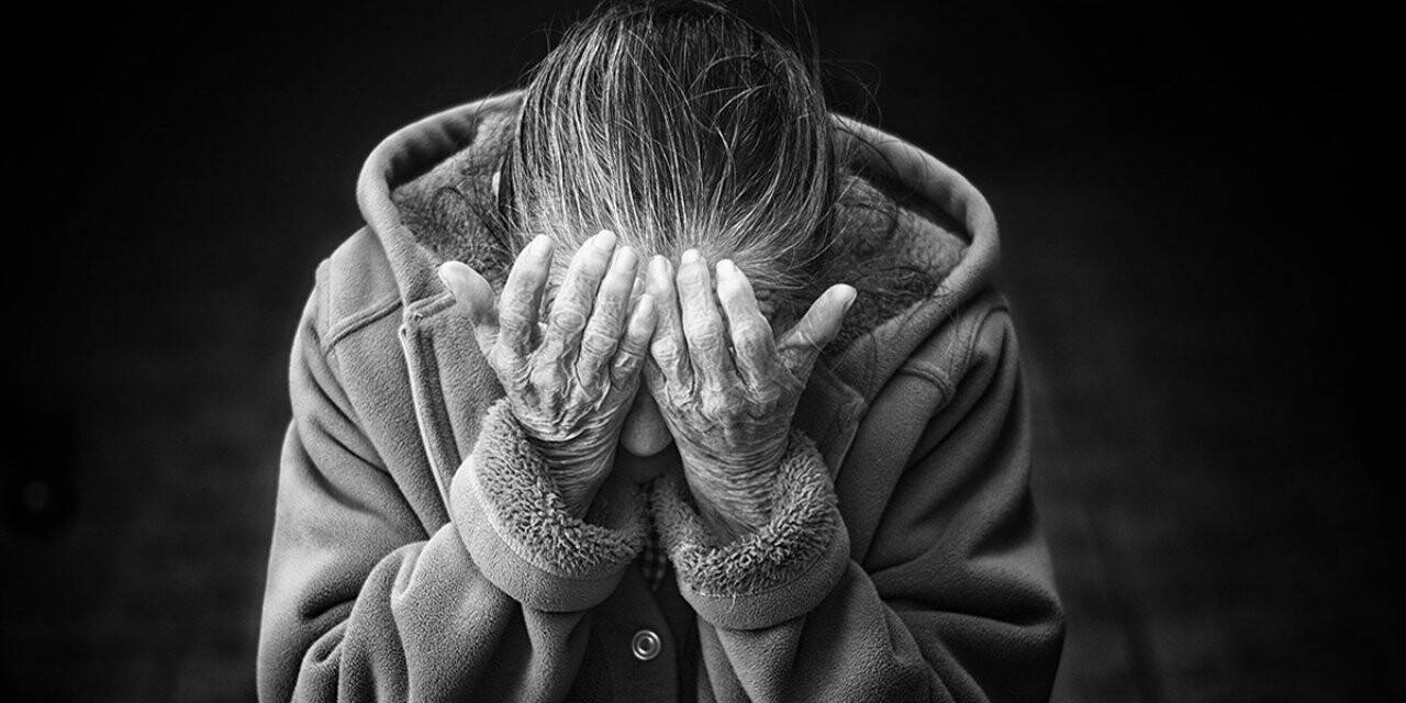 65 yaş ve üstünde 'kırık kalp sendromu' tehlikesi