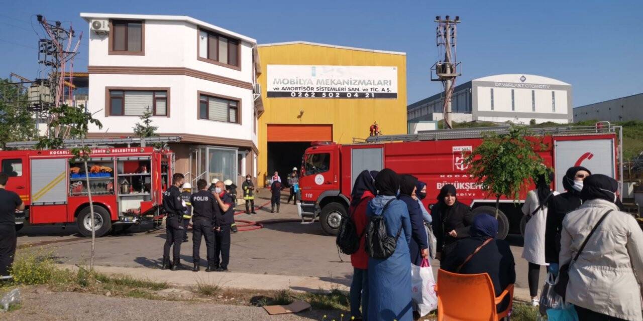 GÜNCELLEME - Kocaeli'de fabrikada kazan patladı: 3 yaralı