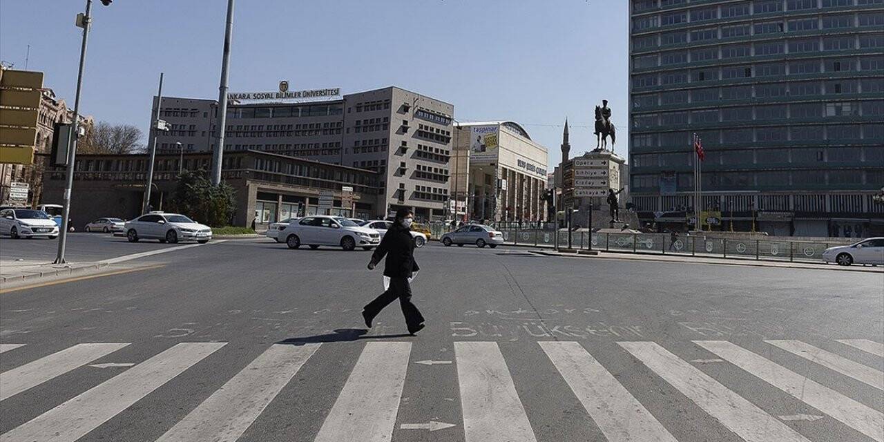 Kamu çalışanları 18 Mayıs Pazartesi günü idari izinli sayılacak