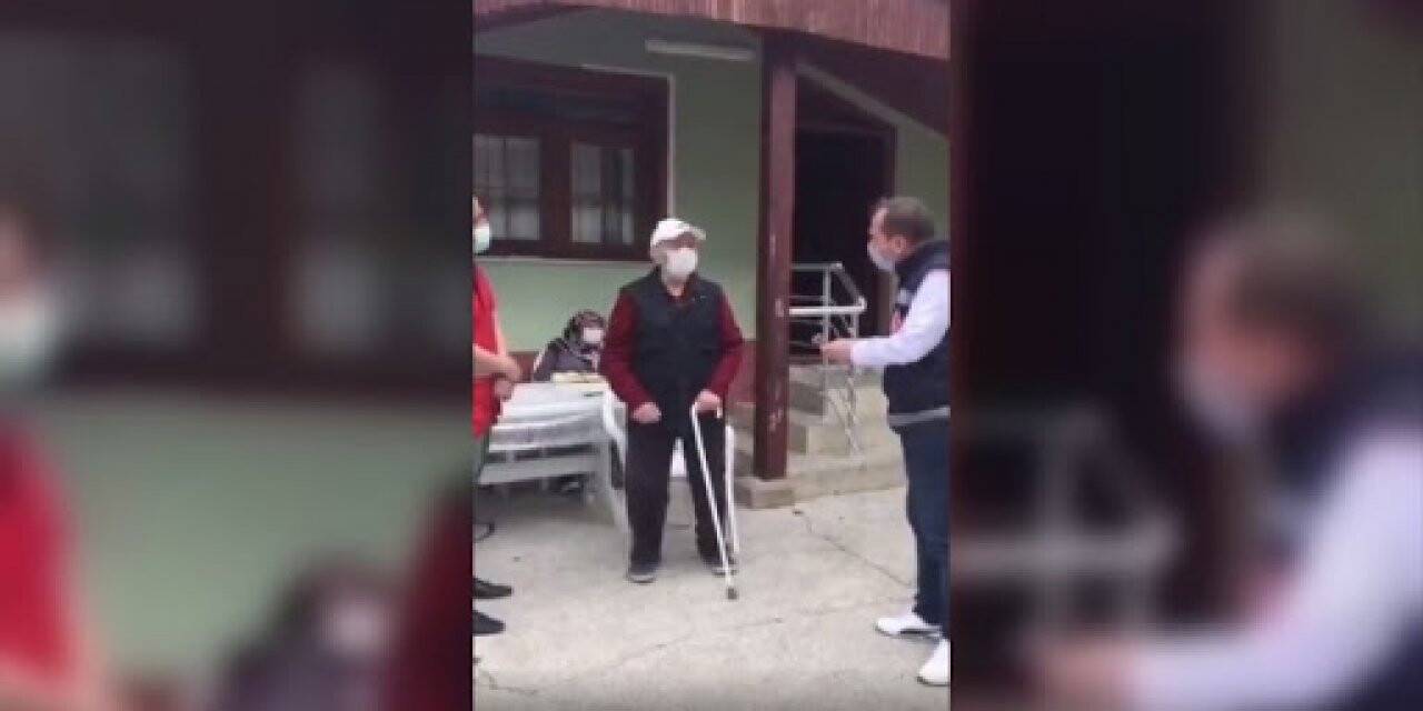 Trabzon'da 83 yaşındaki görme engelli vatandaştan Milli Dayanışma Kampanyası ve TSK'ya destek