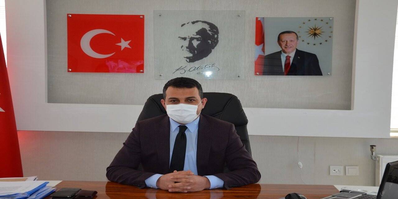 1919 gence 1919 kitap ve Türk bayrağı