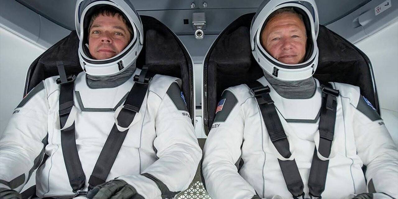 Astronotlar SpaceX'in insanlı test seferi için karantinaya girdi