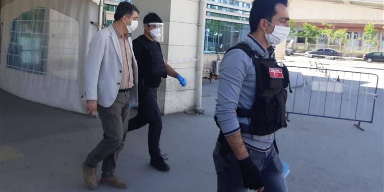 HDP'li Iğdır Belediye Başkanı Yaşar Akkuş'a gözaltı