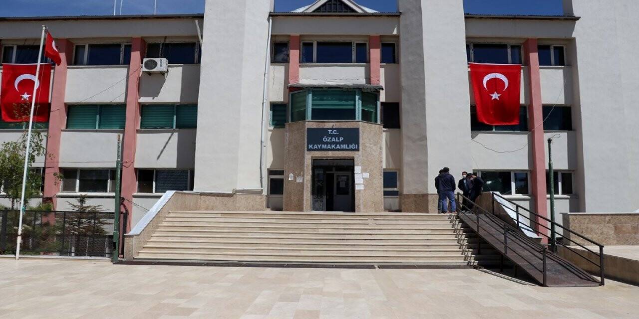 Van'da Vefa Sosyal Destek Grubu görevlilerine saldırıyla ilgili 38 kişi gözaltına alındı