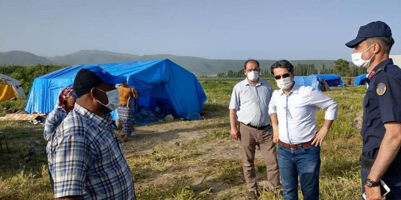 Seydişehir Kaymakamı Erdoğan, mevsimlik tarım işçilerini ziyaret etti