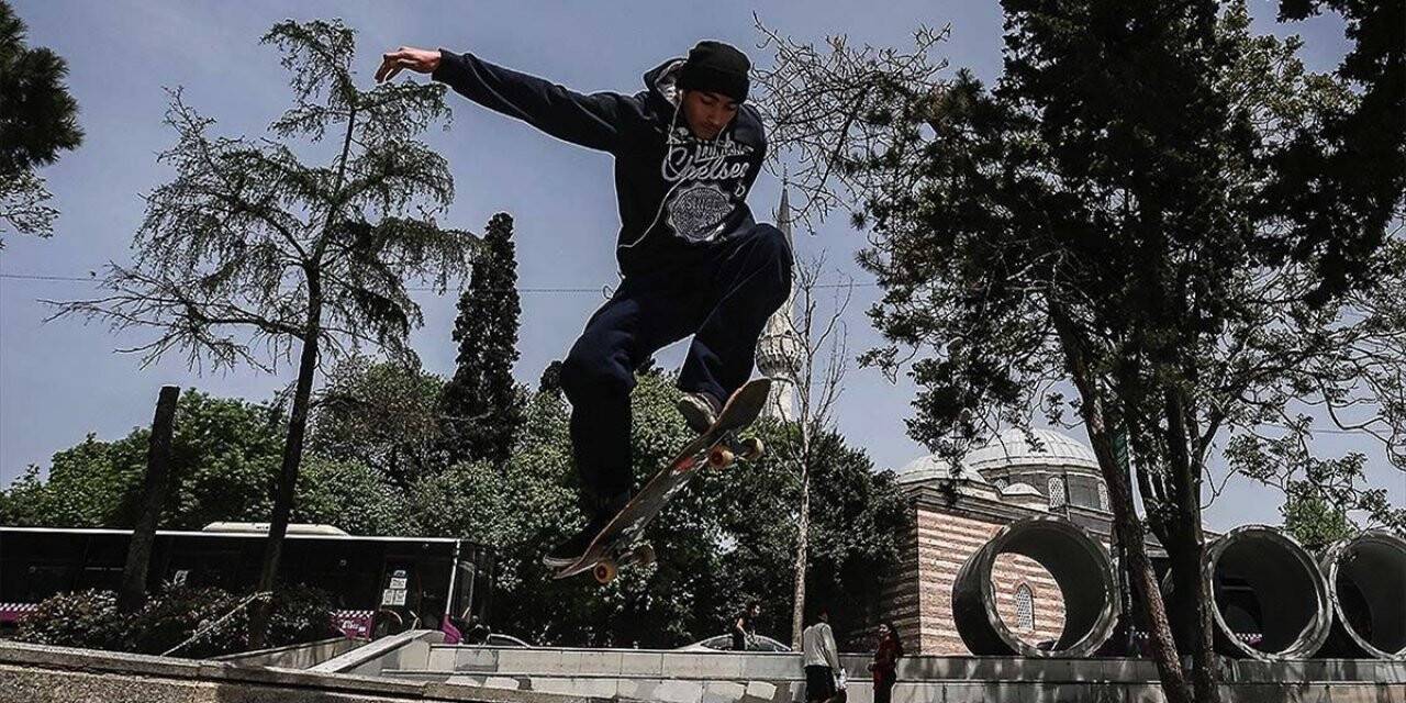 İstanbul'un genç nüfusu 76 ili geride bıraktı