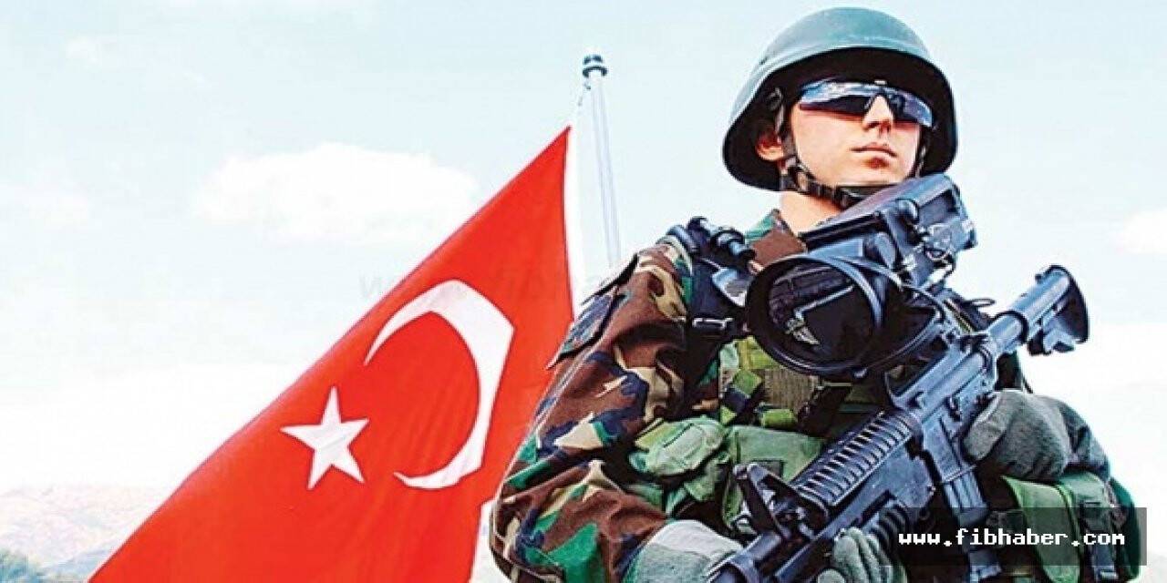 Malatya'da engelli gencin Mehmetçik üniforması giyme hayali gerçekleştirildi