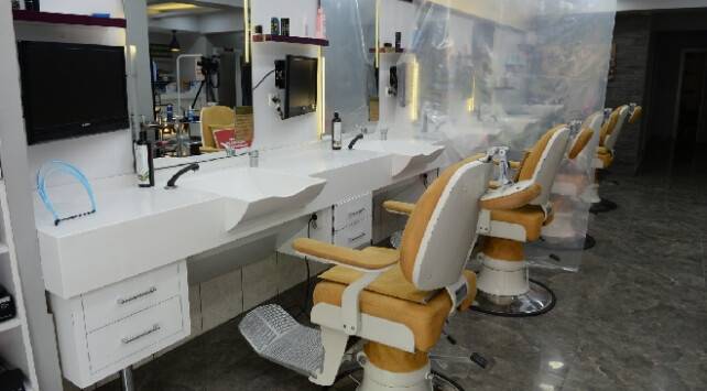 Gaziantep'te bir berberin Kovid-19 testi pozitif çıktı, 14 kişi izlemeye alındı
