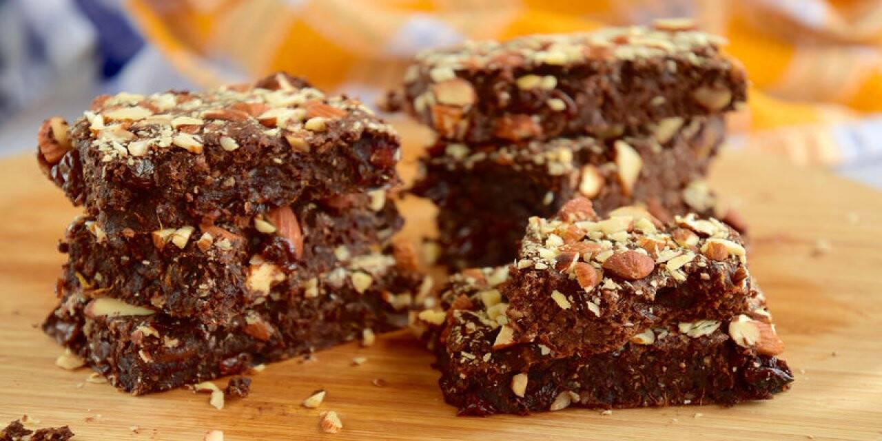 Hurmalı Brownie Nasıl Yapılır?