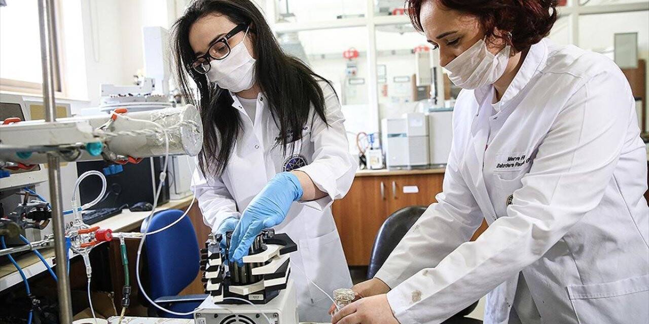 Kovid-19 tedavisinde kullanılan ilaçların izotopları yerli imkanlarla sentezlenecek