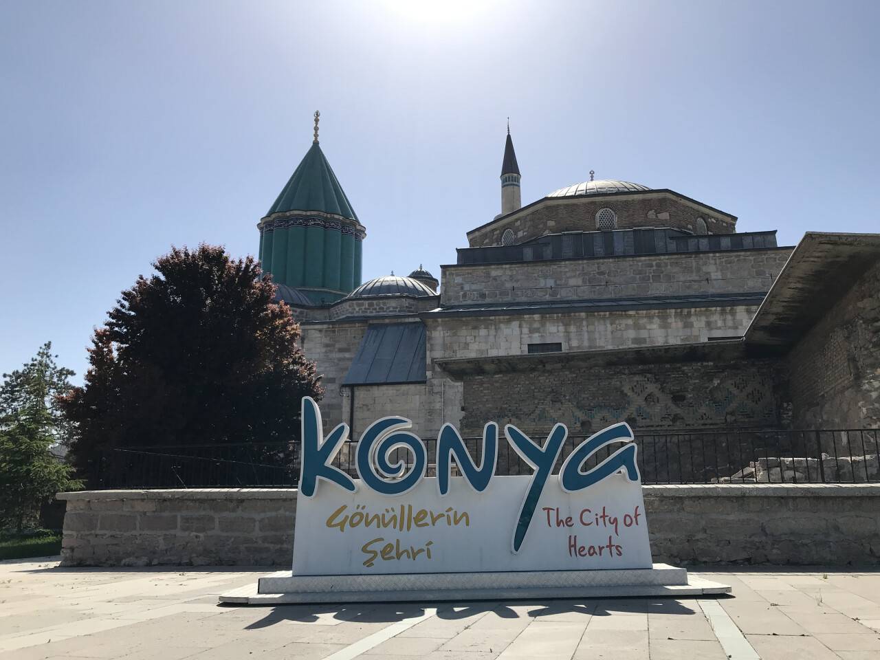 Mevlana'nın dergahında koronavirüs sessizliği