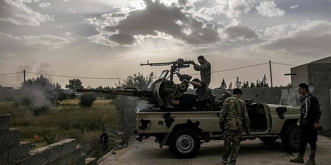 Libya Ordusu Hafter milislerinin işgalindeki Vatiyye Askeri Üssü'nde kontrolü sağladı