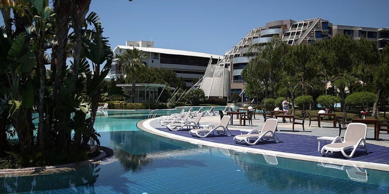 Oteller 'online' Kovid-19 eğitimiyle turizm sezonuna hazırlanıyor