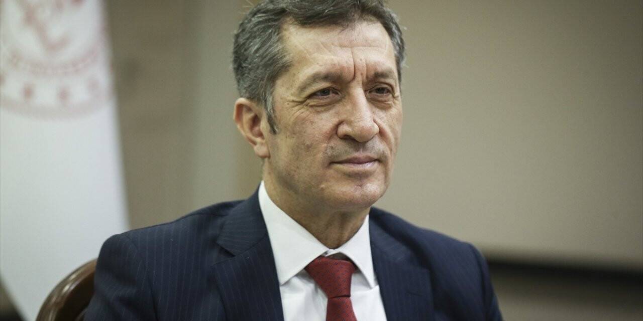 Milli Eğitim Bakanı Selçuk'tan uzaktan eğitim süreci açıklaması