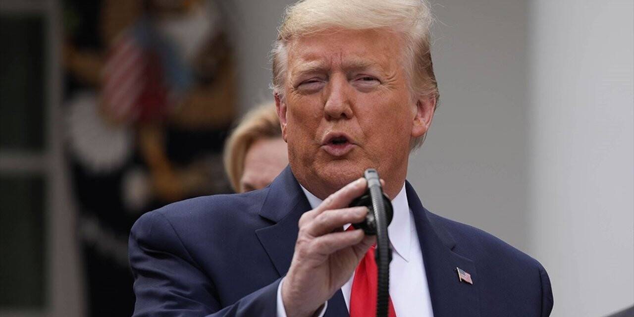 Trump Obama'yı 'beceriksiz' ve 'en kötü başkanlardan biri' olarak niteledi