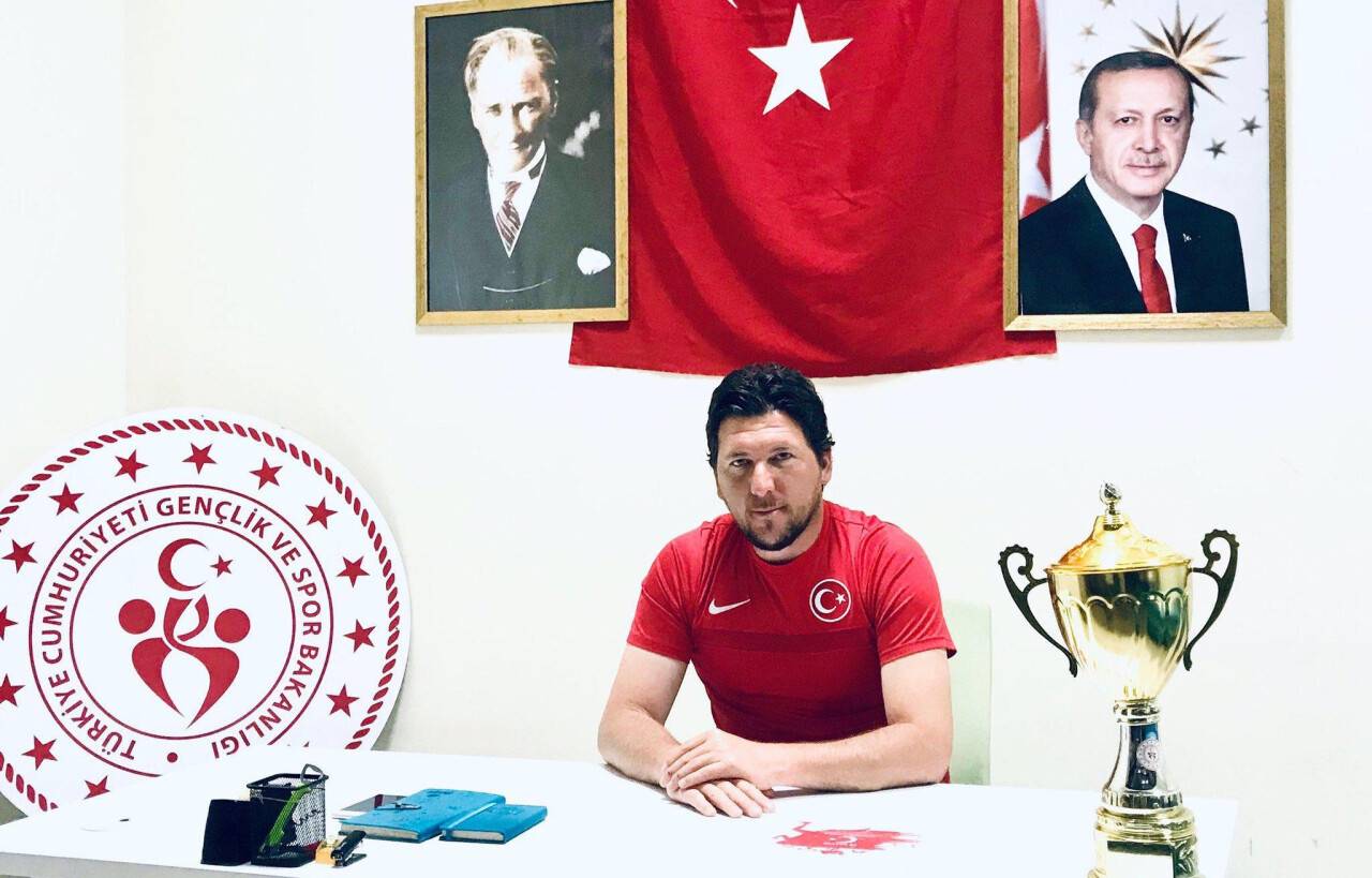 Bisikletçilere 19 Mayıs'a özel moral videosu