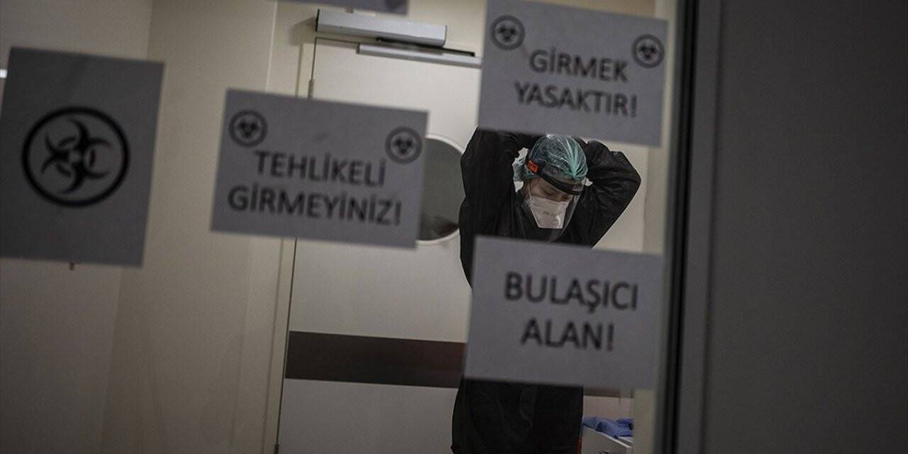 Türkiye'nin koronavirüsle mücadelesinde son 24 saatte yaşananlar