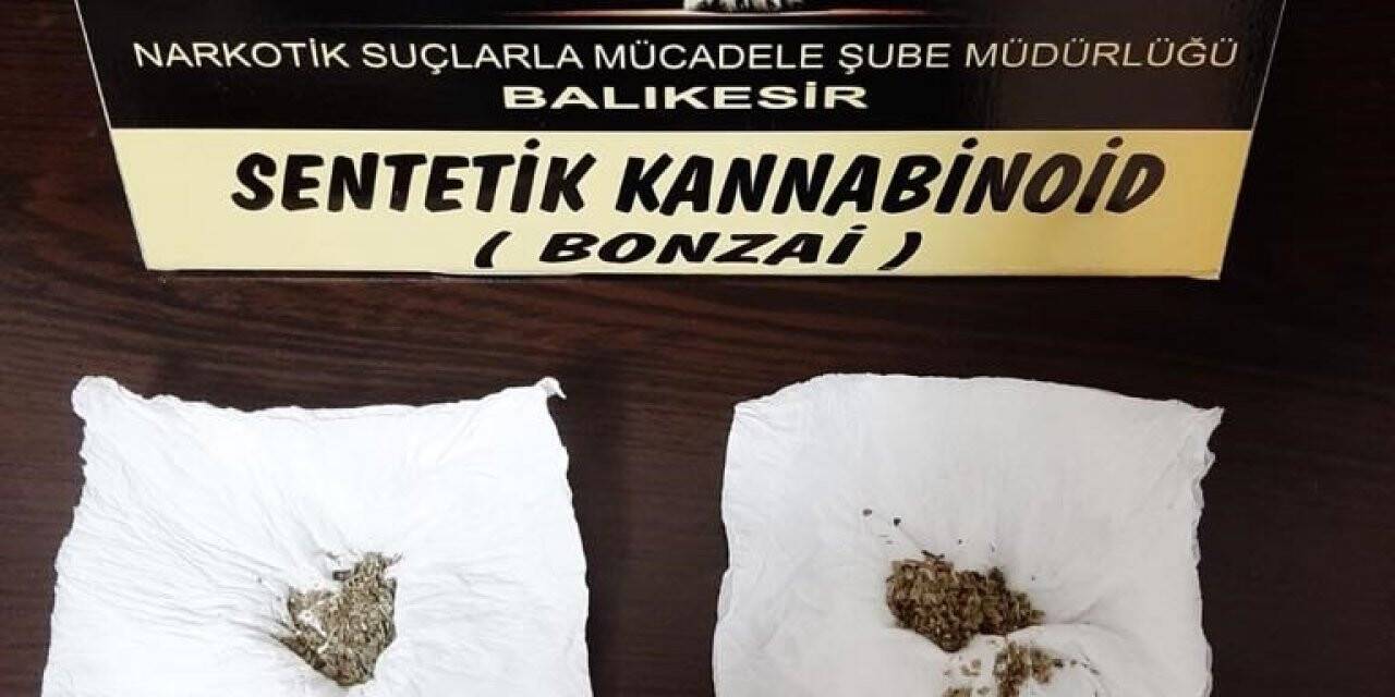 Balıkesir'de uyuşturucu operasyonunda 9 kişi yakalandı