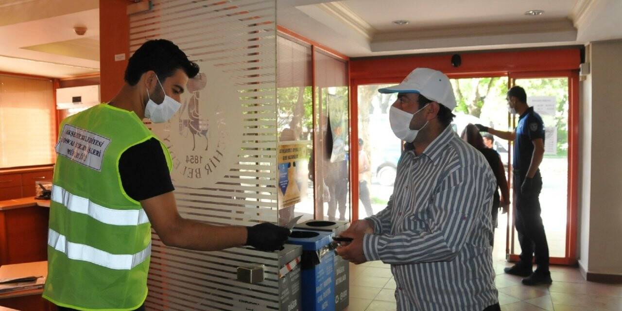 Akşehir'de gönül birliği ile yardımlaşma en üst düzeye ulaştı