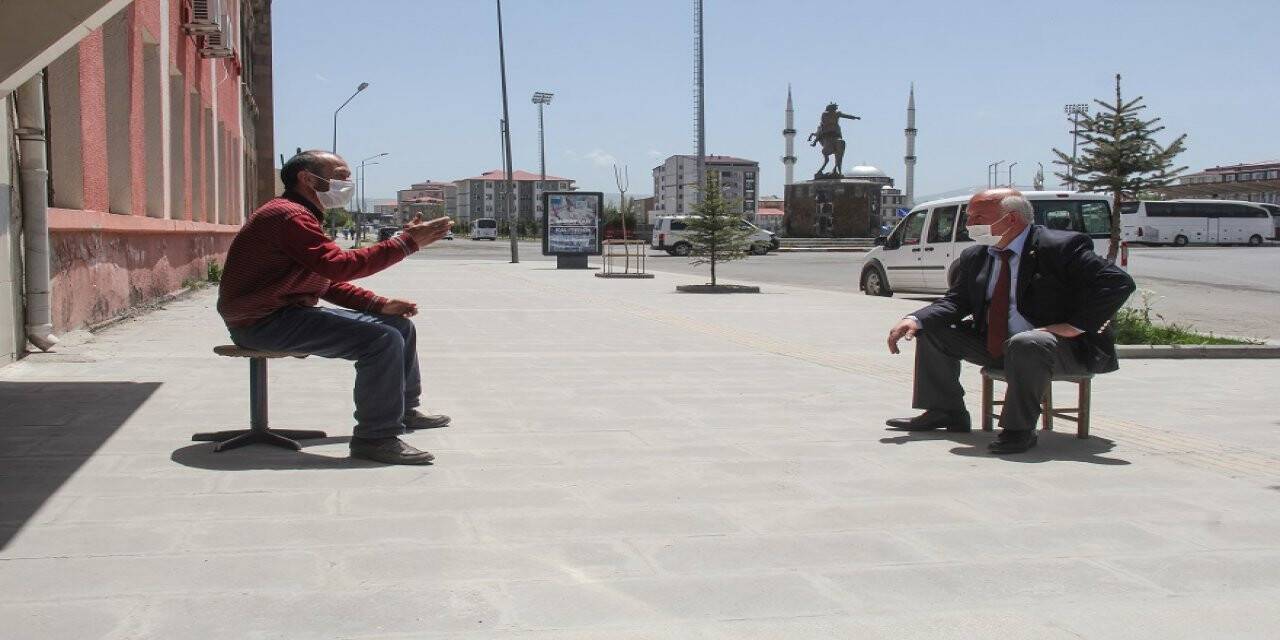 Yurt genelinde "Evde kal" çağrısına kısmen uyuluyor