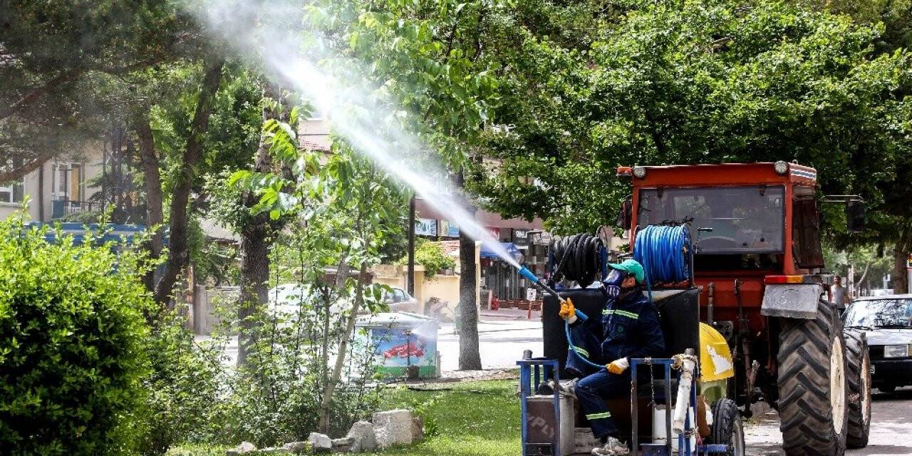 Meram Belediyesi ilaçlama çalışmalarına devam ediyor