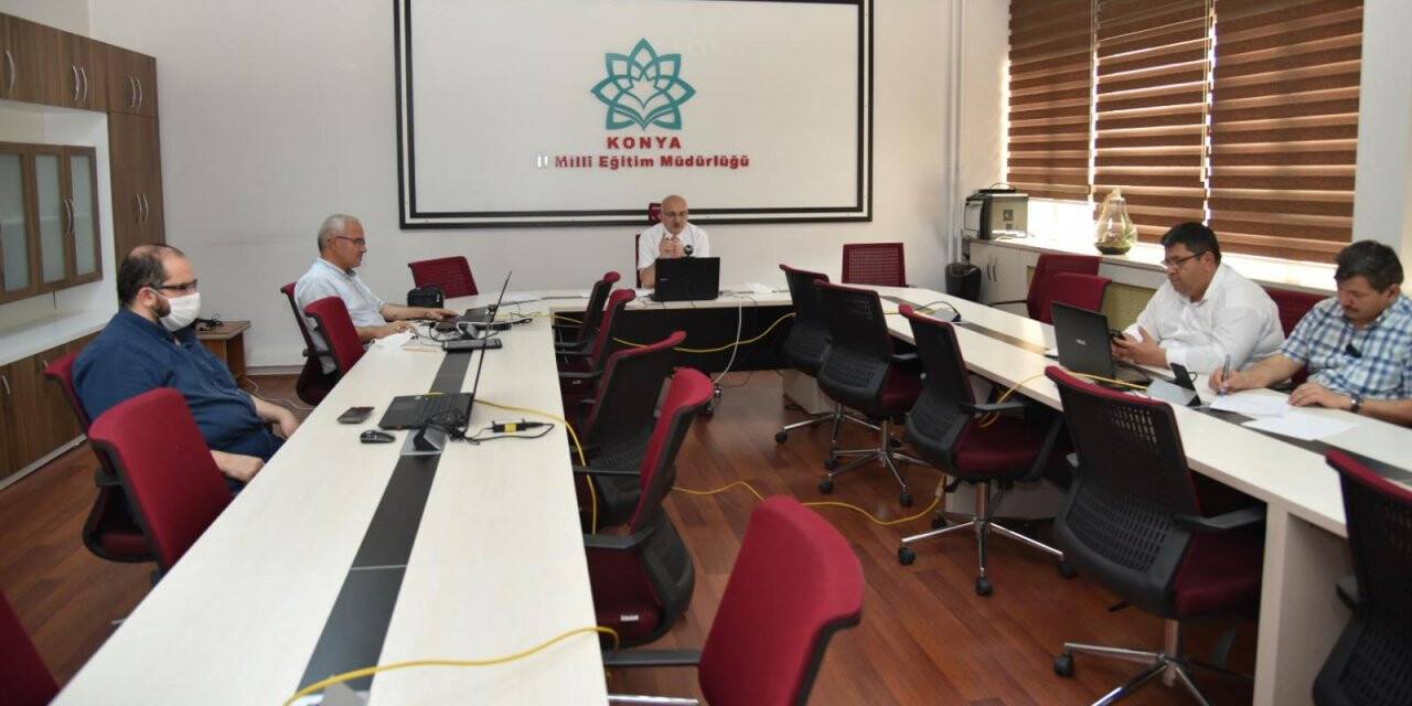 ‘Öğrencilerle iletişimi koparmayın’