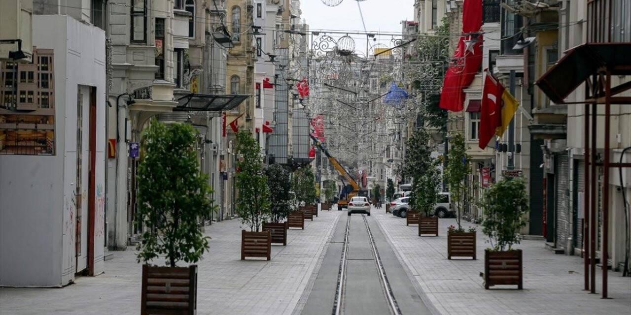 Türkiye'nin koronavirüsle mücadelesinde son 24 saatte yaşananlar