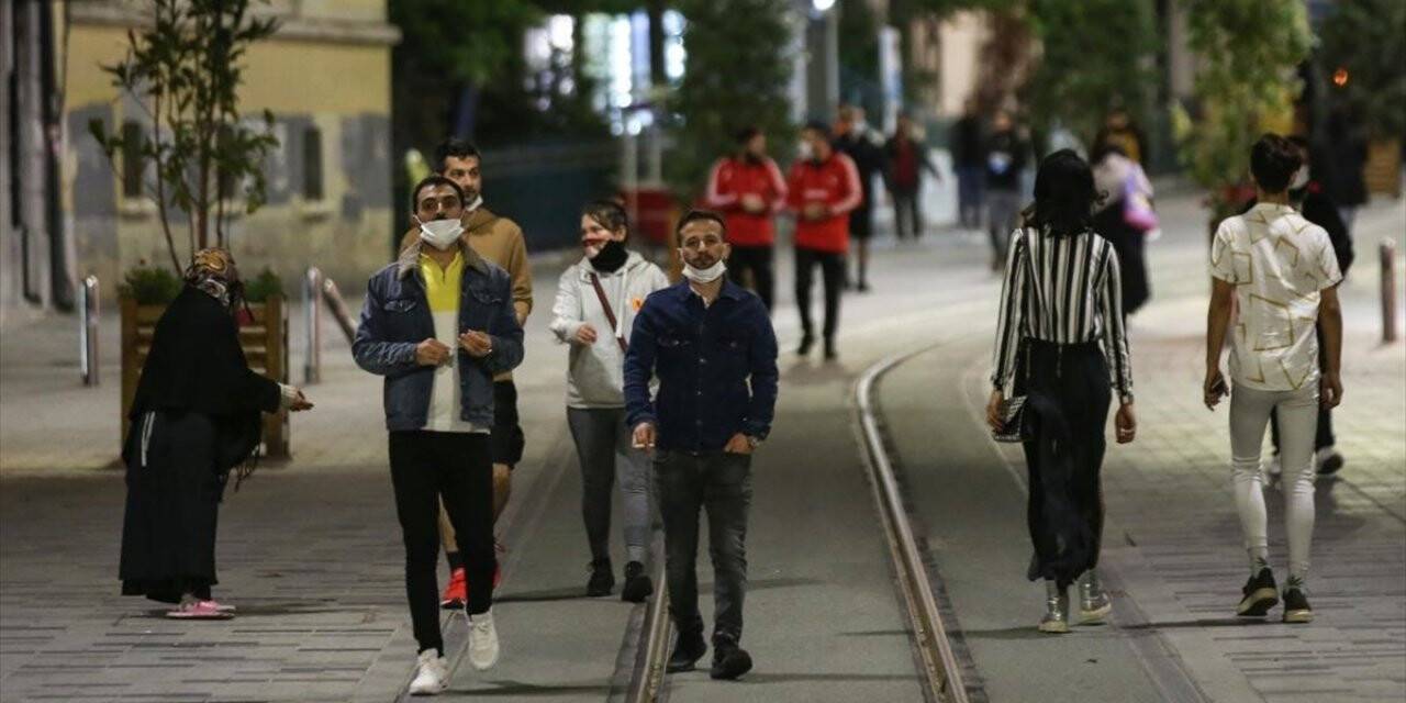 Türkiye'nin koronavirüsle mücadelesinde son 24 saatte yaşananlar
