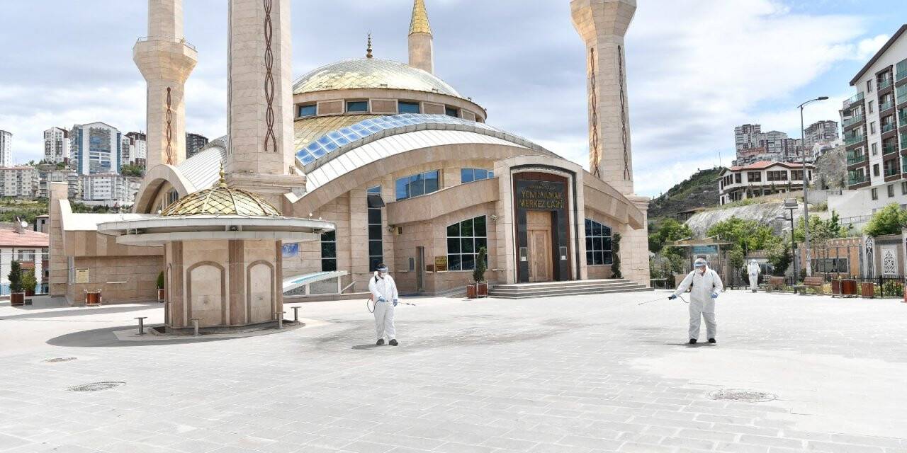 Mamak'ta camilerin dezenfekte işlemlerine başlandı