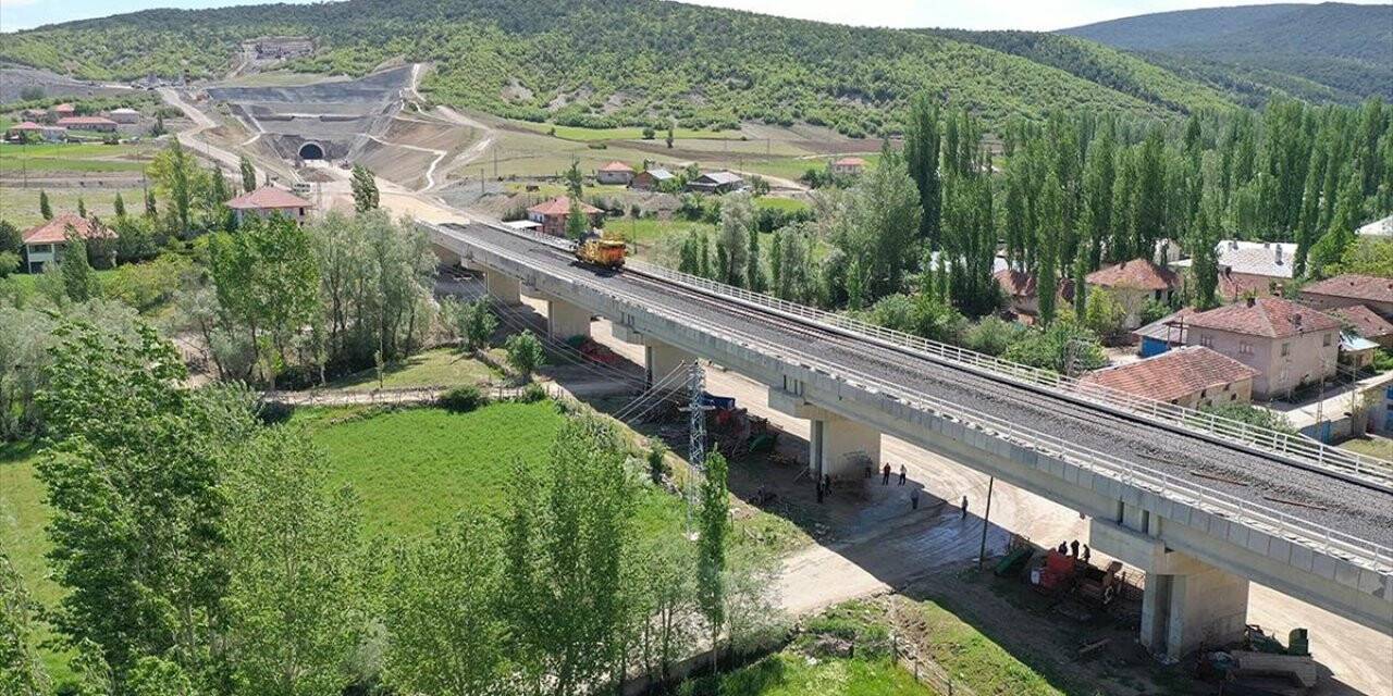 Ankara-Sivas YHT hattında sona doğru