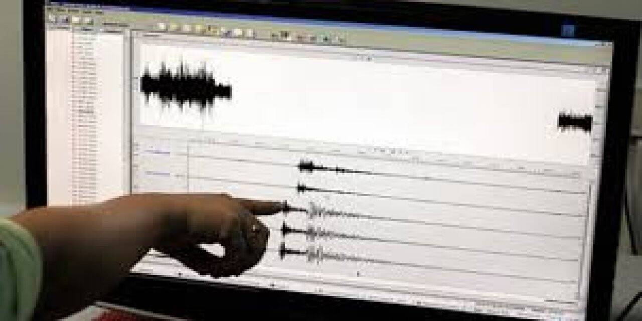 Tahran'da 4 büyüklüğünde deprem meydana geldi